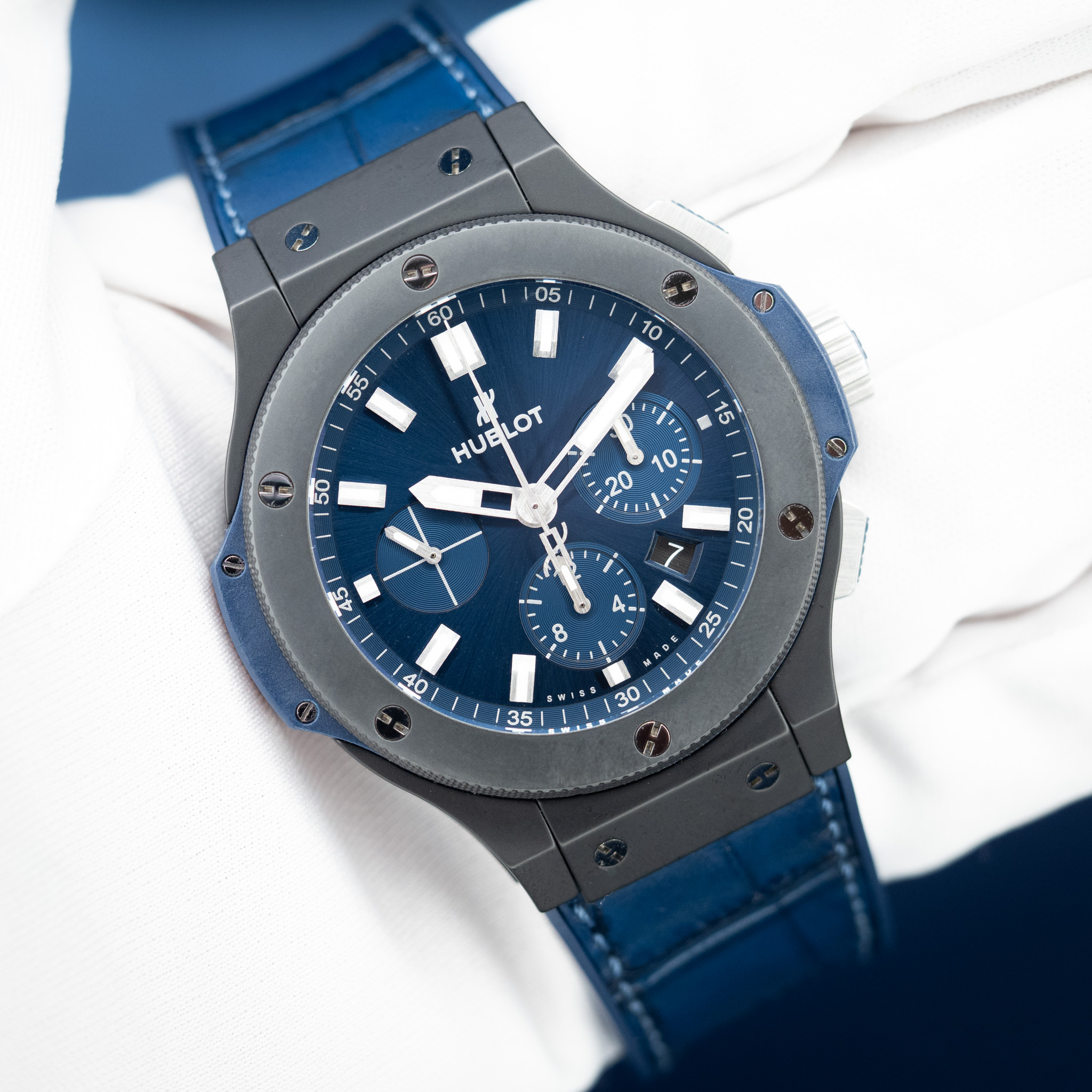 1786943528369 pfvu0i g.jpg Hublot Big Bang Ceramic Blue Chronograph 44mm 301.CI.7170.LR — photo 7