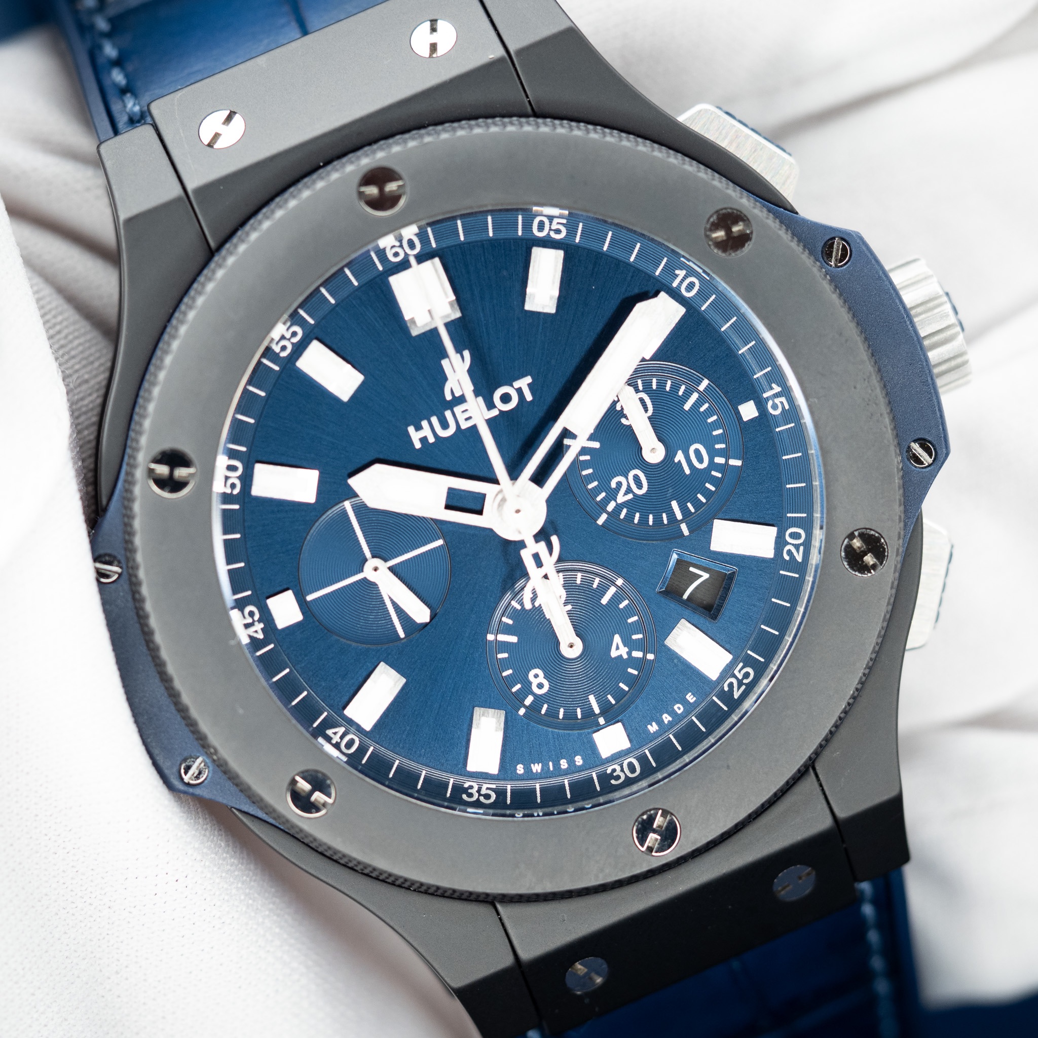 1786943530064 aiak1y99.jpg Hublot Big Bang Ceramic Blue Chronograph 44mm 301.CI.7170.LR — photo 8