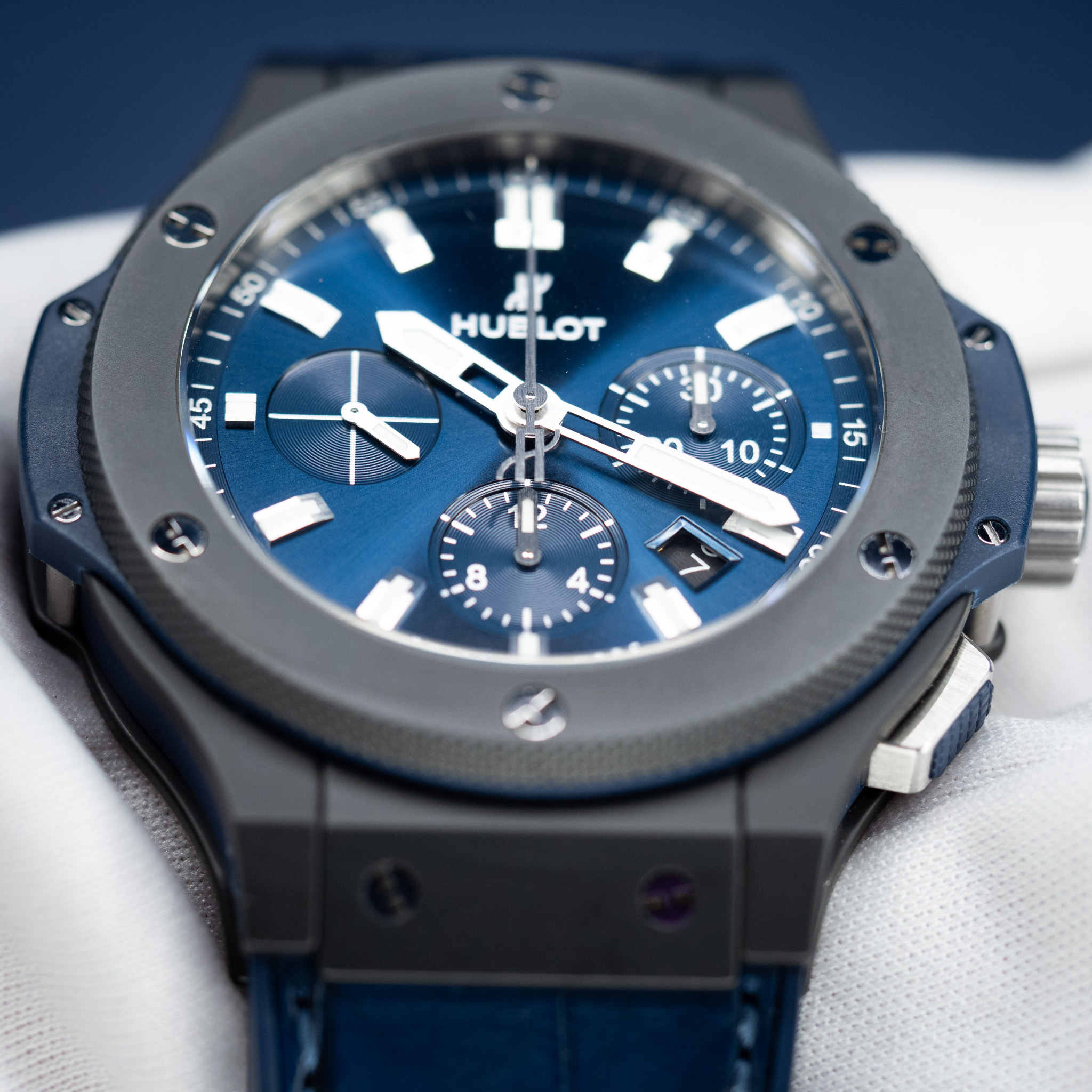 1786943530076 bzc8z6yc.jpg Hublot Big Bang Ceramic Blue Chronograph 44mm 301.CI.7170.LR — photo 13